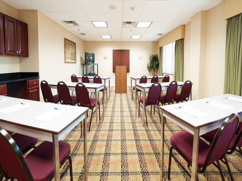 Holiday Inn Express & Suites Columbia-I-26 @ Harbison Blvd By Ihg Exterior foto