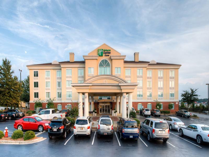 Holiday Inn Express&Suites Columbia-I-26 @ Harbison Blvd Exterior foto